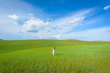 我只想安静地造神